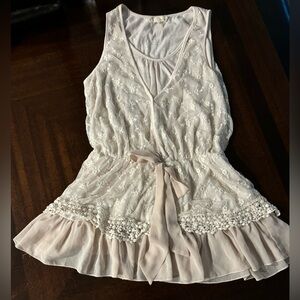 A’reve Cream lace dress - size large